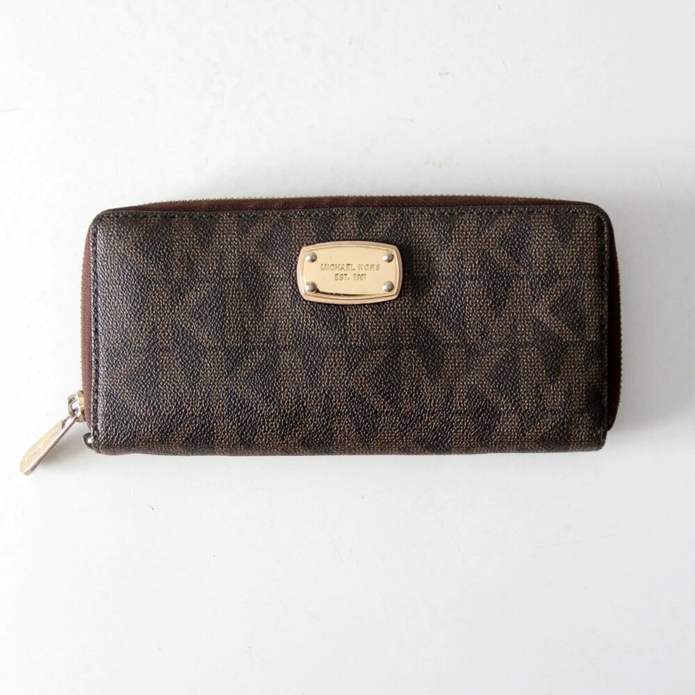 Michael Kors Jet Set Travel Continental Wallet in Brown Monogram
